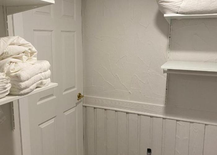 Luxurious and Spacious Apartment with 2 bedrooms and 2 Baths