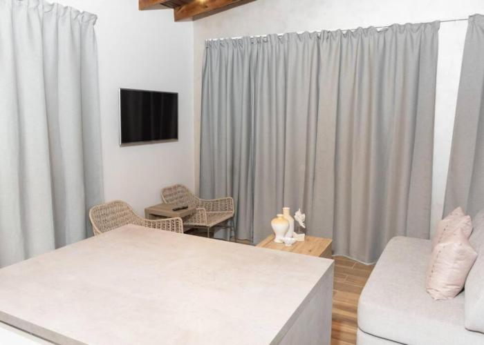 Tradewinds Apartments Simpson Bay