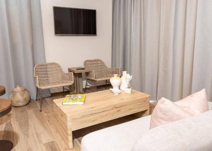 Tradewinds Apartments Simpson Bay