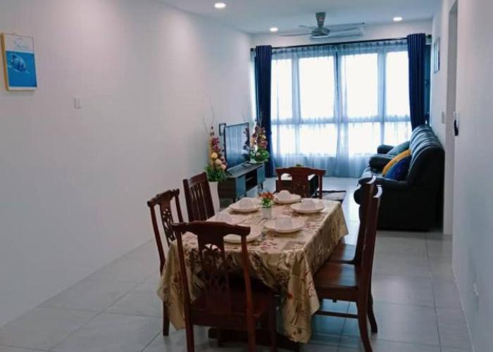 Preferred30 3R2B 7pax Meritus Perai