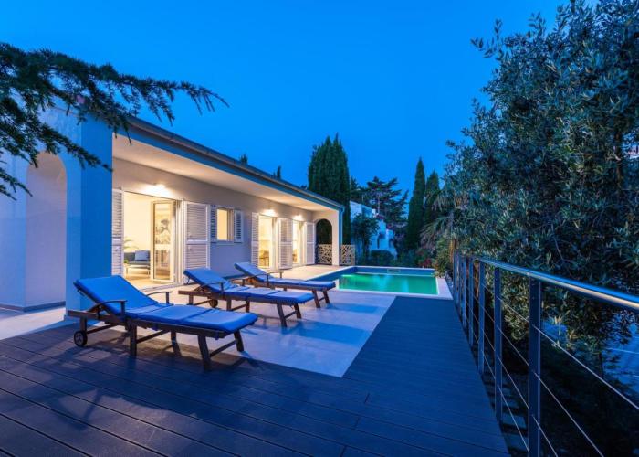 Villa Island Blue