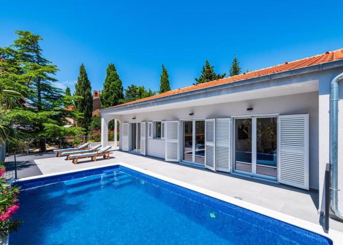 Villa Island Blue