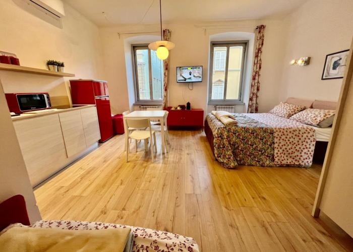 Alla Scalinata del Teatro Rossetti confort suites parcheggio