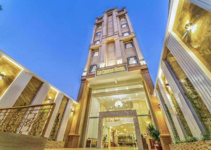 Le Center Hotel