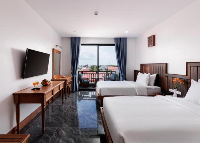 Two Seasons Siem Reap Hotel