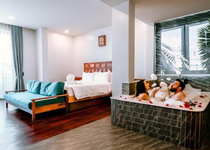 Two Seasons Siem Reap Hotel