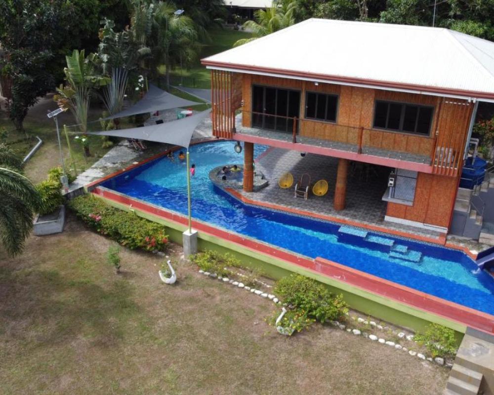 Shenanigans Glamping Resort