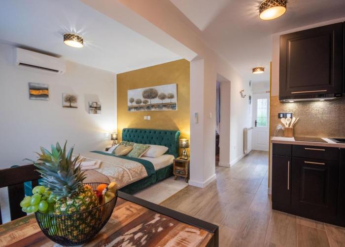 Wellness Studio D'Or - Exclusive NEW apartment With whirlpool, sauna, sunny terrace, private parking