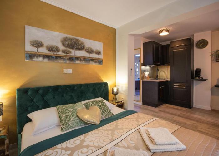 Wellness Studio D'Or - Exclusive NEW apartment With whirlpool, sauna, sunny terrace, private parking