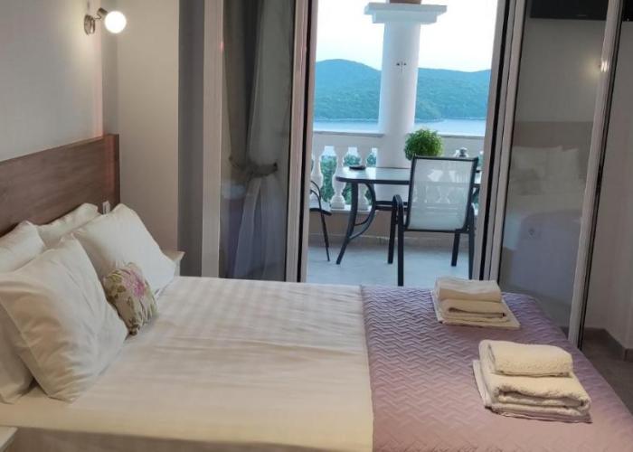 Charoula's Apartments