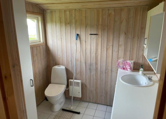 Ældre Sommerhus Max 4 voksne og 4 børn