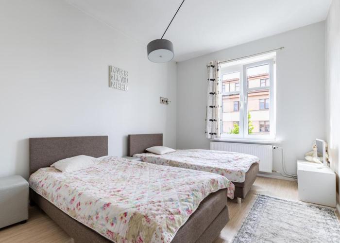 Old Town Hearh Light and Open Modern Flat VIP