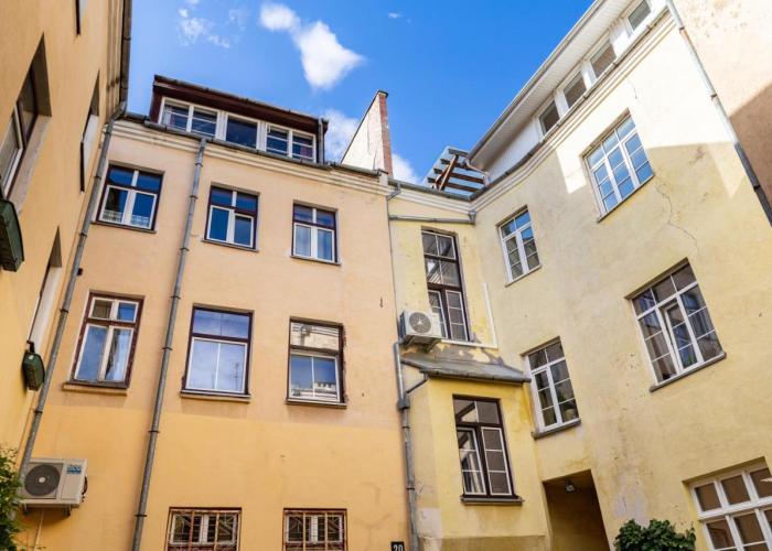 Old Town Hearh Light and Open Modern Flat VIP