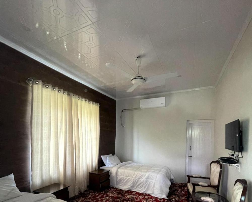 фото Ehsan-e-Bassi