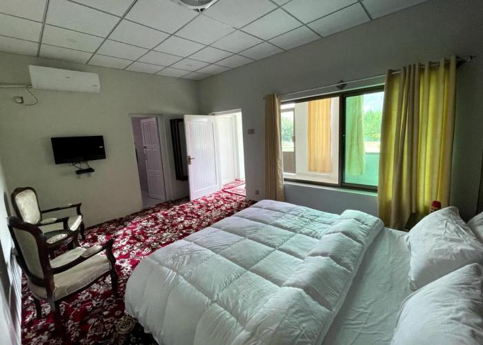 Lodge Ehsan-e-Bassi