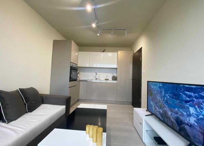 Brand new and modern apartment directly next to the metro station