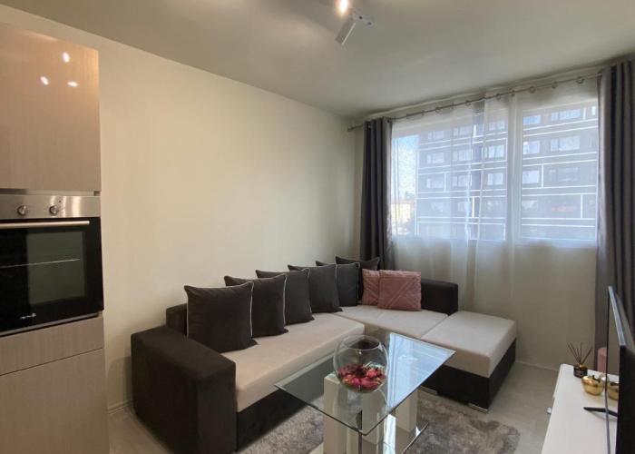 Brand new and modern apartment directly next to the metro station