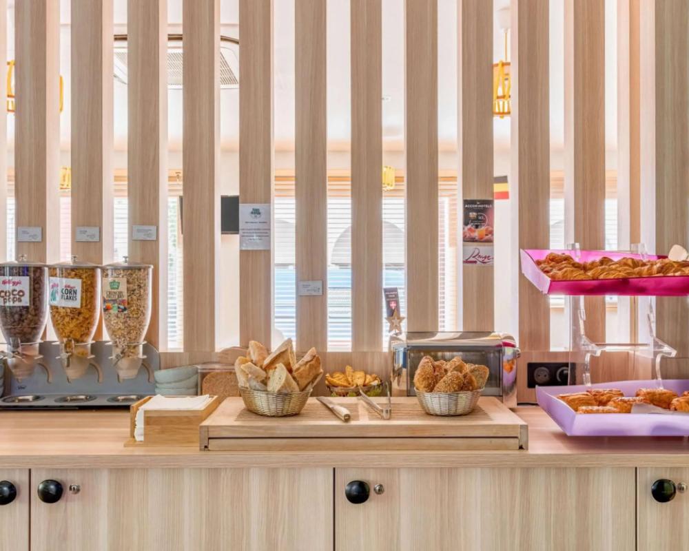 фото ibis Styles Annecy Gare Centre