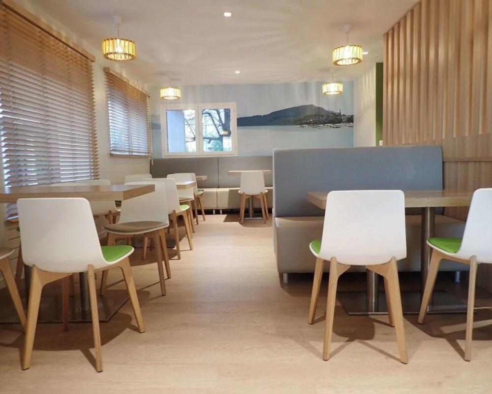 фото ibis Styles Annecy Gare Centre