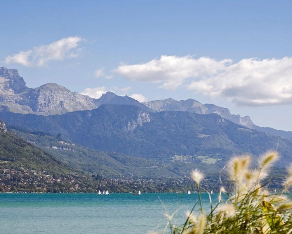 фото ibis Styles Annecy Gare Centre