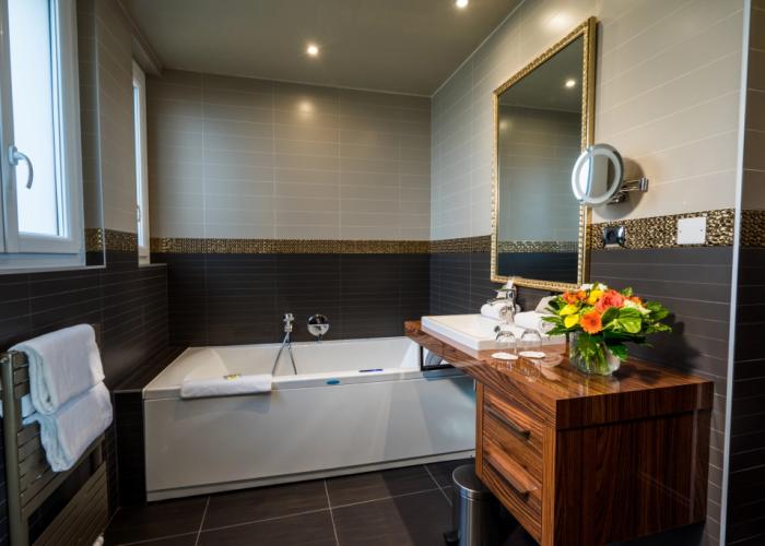 Les Tresoms Lake and Spa Resort