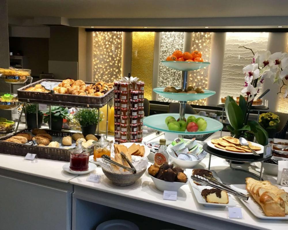 фото Best Western Plus Hotel Carlton