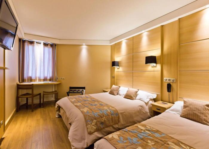 Hotel Novel Restaurant La Mamma