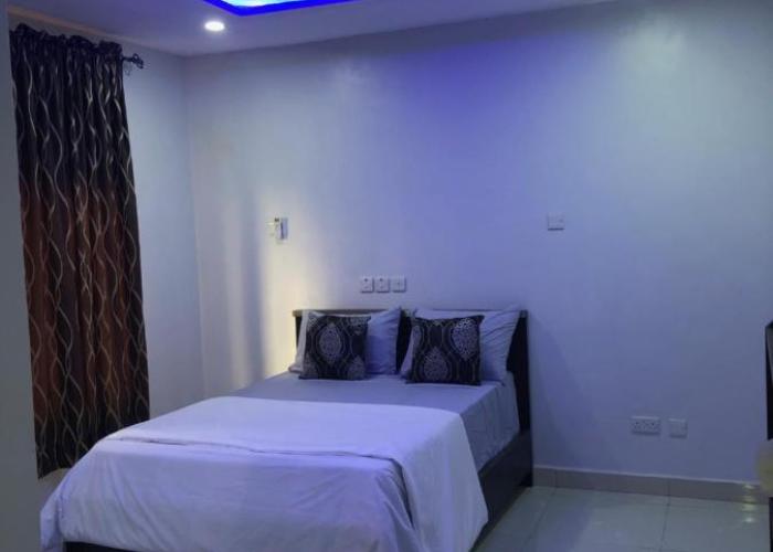 Entire serviced Two bedroom house Abuja - Six Stars apartment