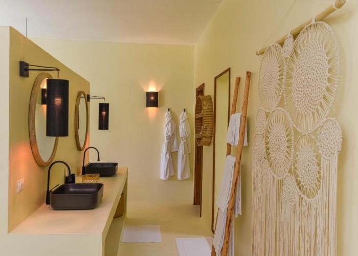 Alma Boutique Hotel