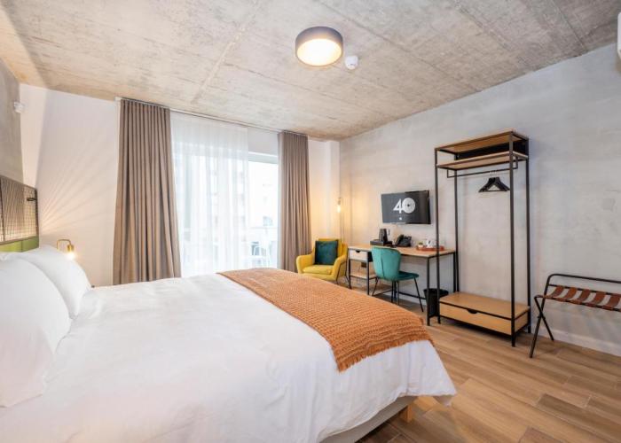 Fort40 Guest House