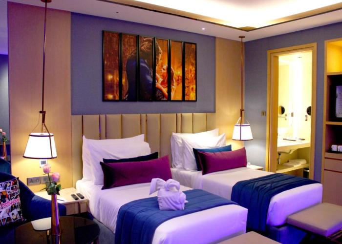 Planet Hollywood Thane
