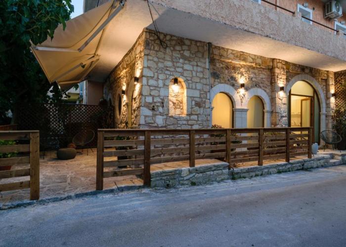 Teo Apartments