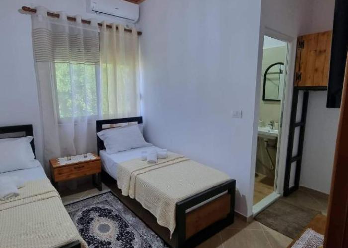 B Vishe Guest House