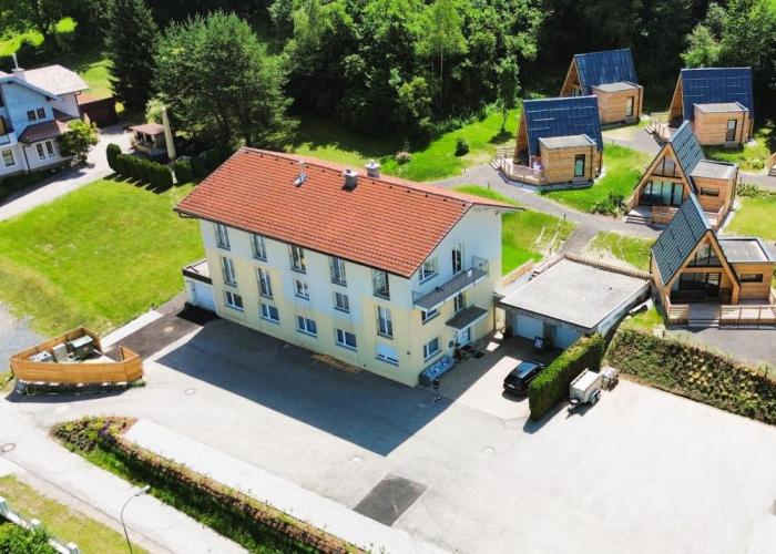 Mountains & Lakes - Chaletdorf & Appartements
