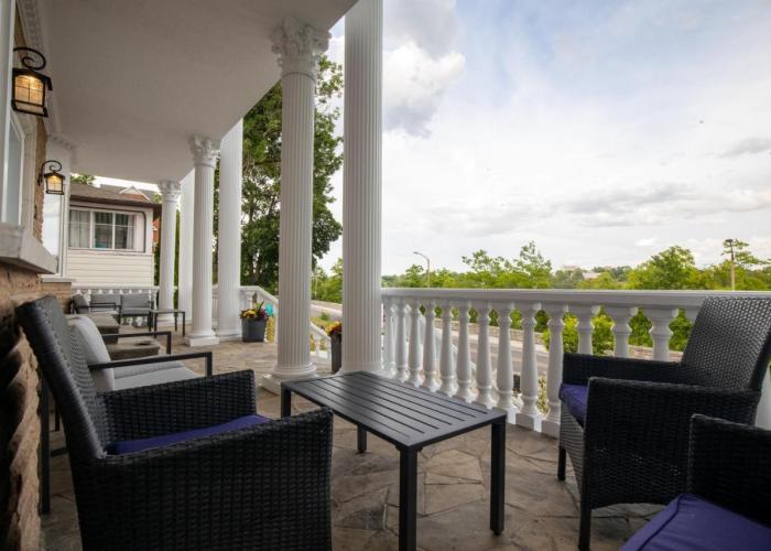Niagara Luxury Suites