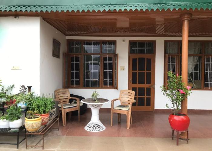 Stunning 2-Bed Apartment in Solan HP