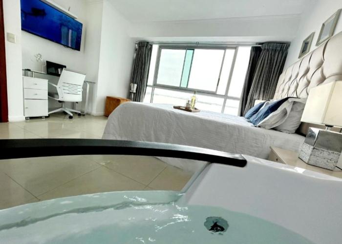 Ecusuites Riverfront One Vista al Río Jacuzzi Hidro