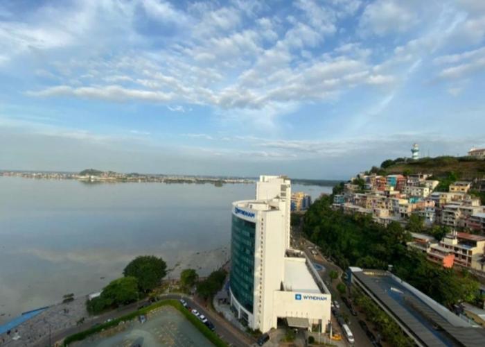 Ecusuites Riverfront One Vista al Río Jacuzzi Hidro