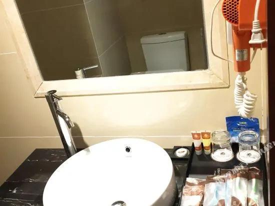 47 Degree North Hot Spring Hotel (Qiqihar Medical College Wanda Plaza Branch)