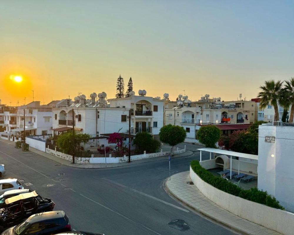 фото Sherpa Apartments