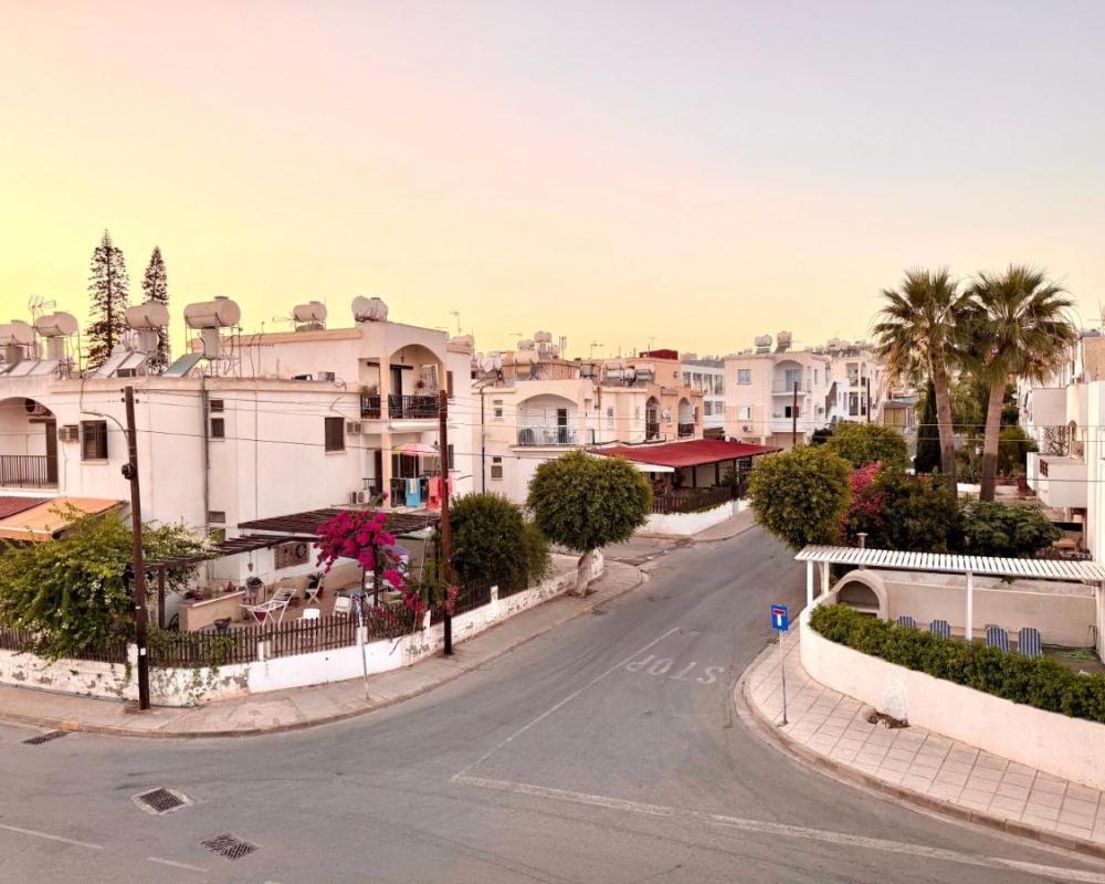 фото Sherpa Apartments