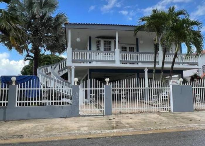 Mayaguez Spacious 3 bedroom villa