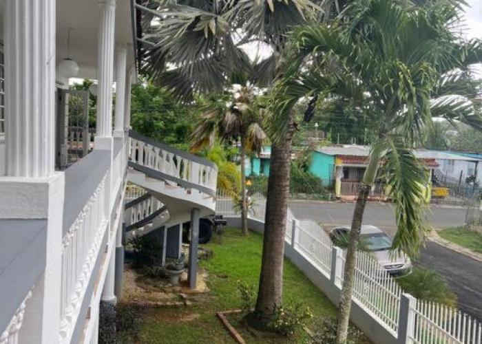 Mayaguez Spacious 3 bedroom villa