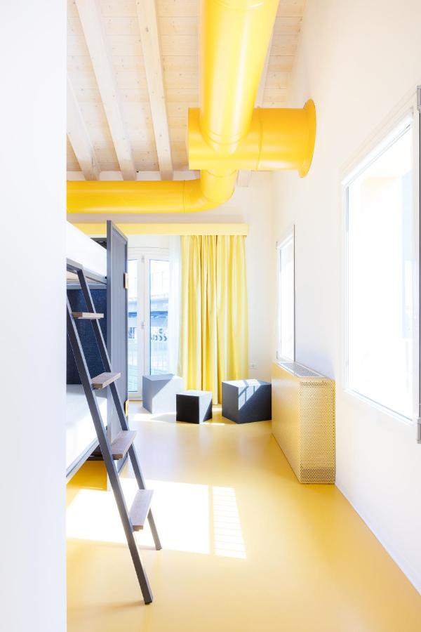 фото Nomad Hostel