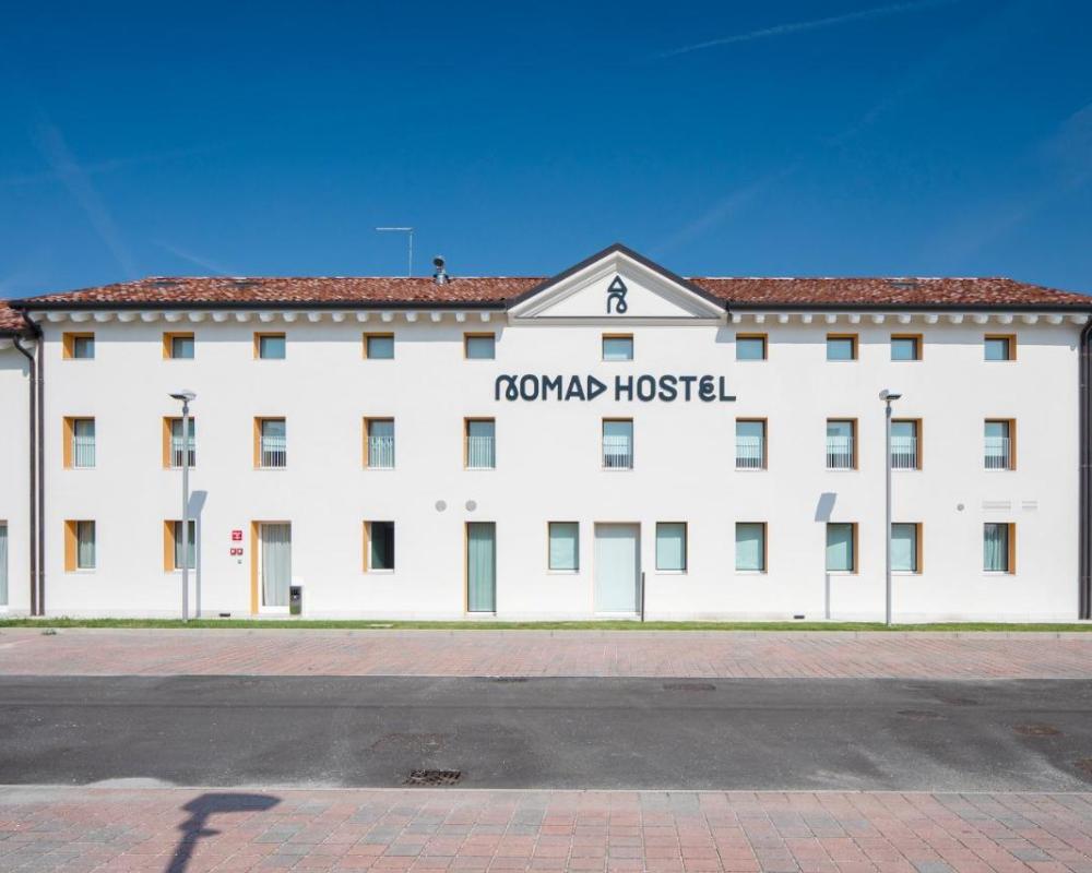 фото Nomad Hostel