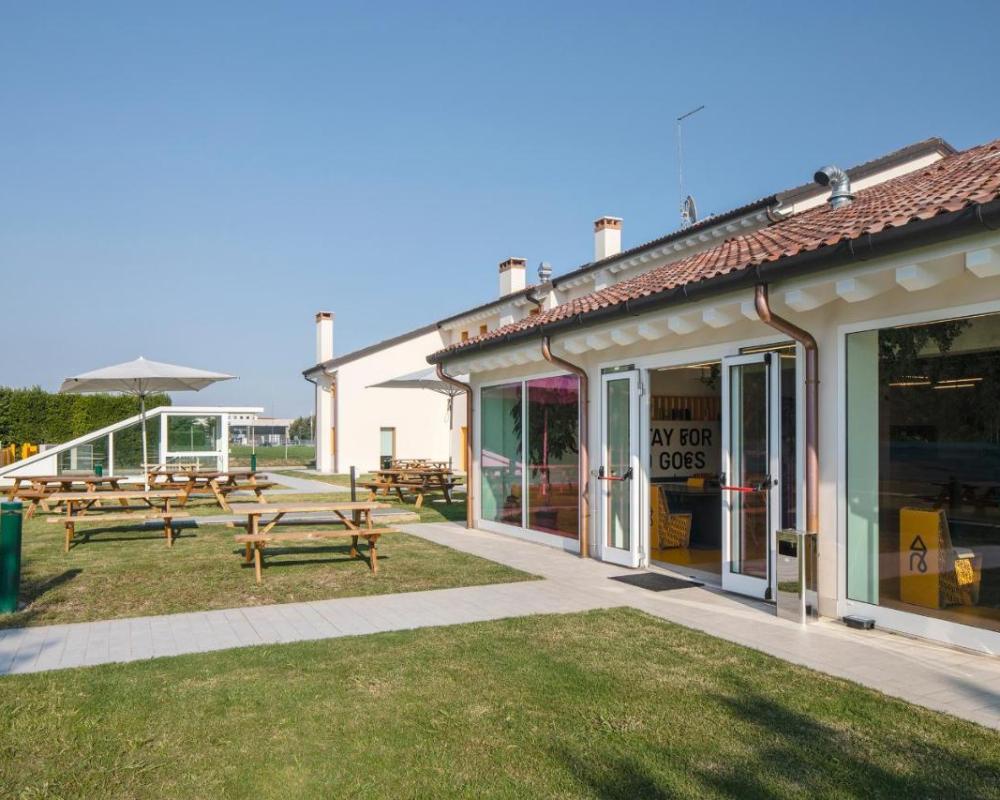 фото Nomad Hostel