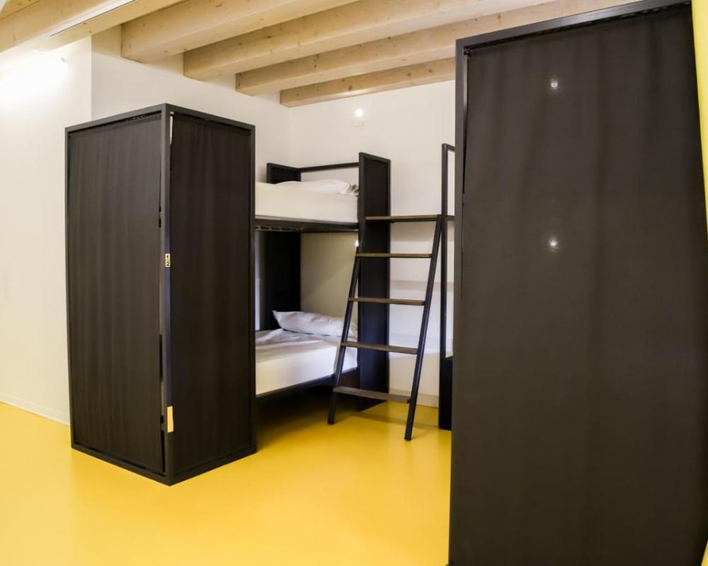 фото Nomad Hostel