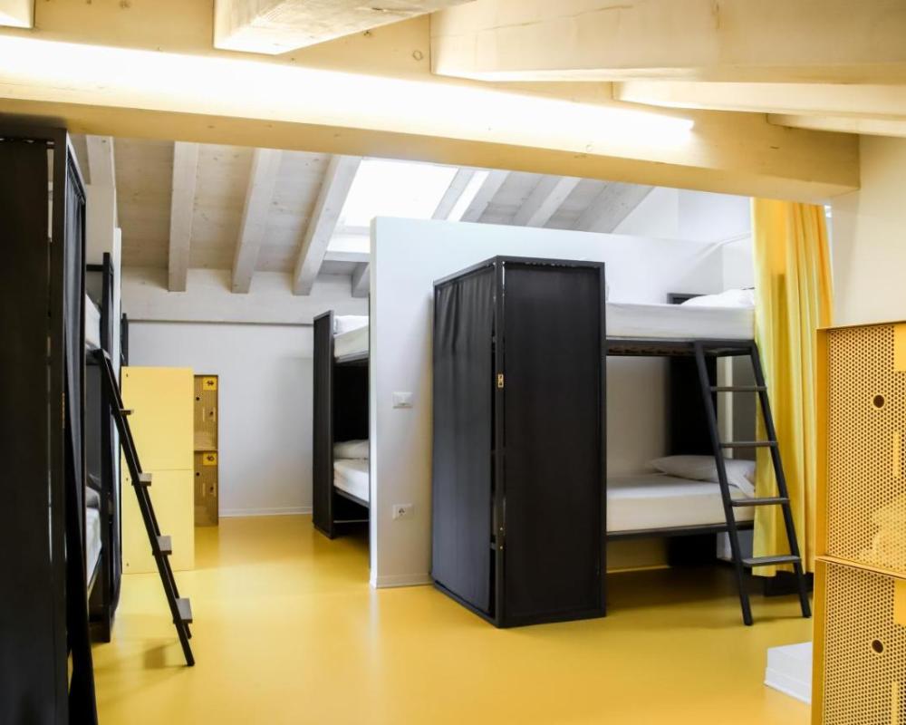 фото Nomad Hostel