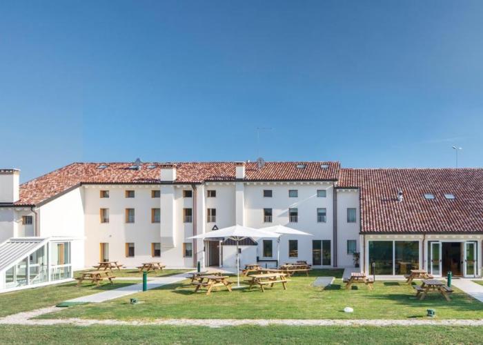 Nomad Hostel