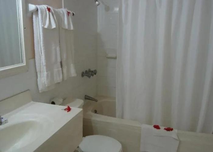 Shields Negril Villas